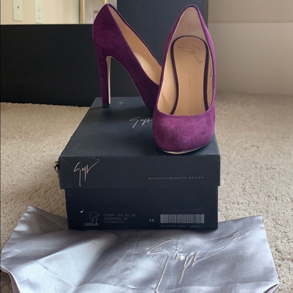 GIUSEPPE ZANOTTI purple suede high heels sz 36